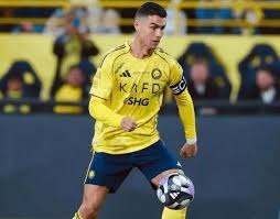 斯洛特：球队成绩好会帮助萨拉赫获得金球奖，拿他与梅罗类比不公平